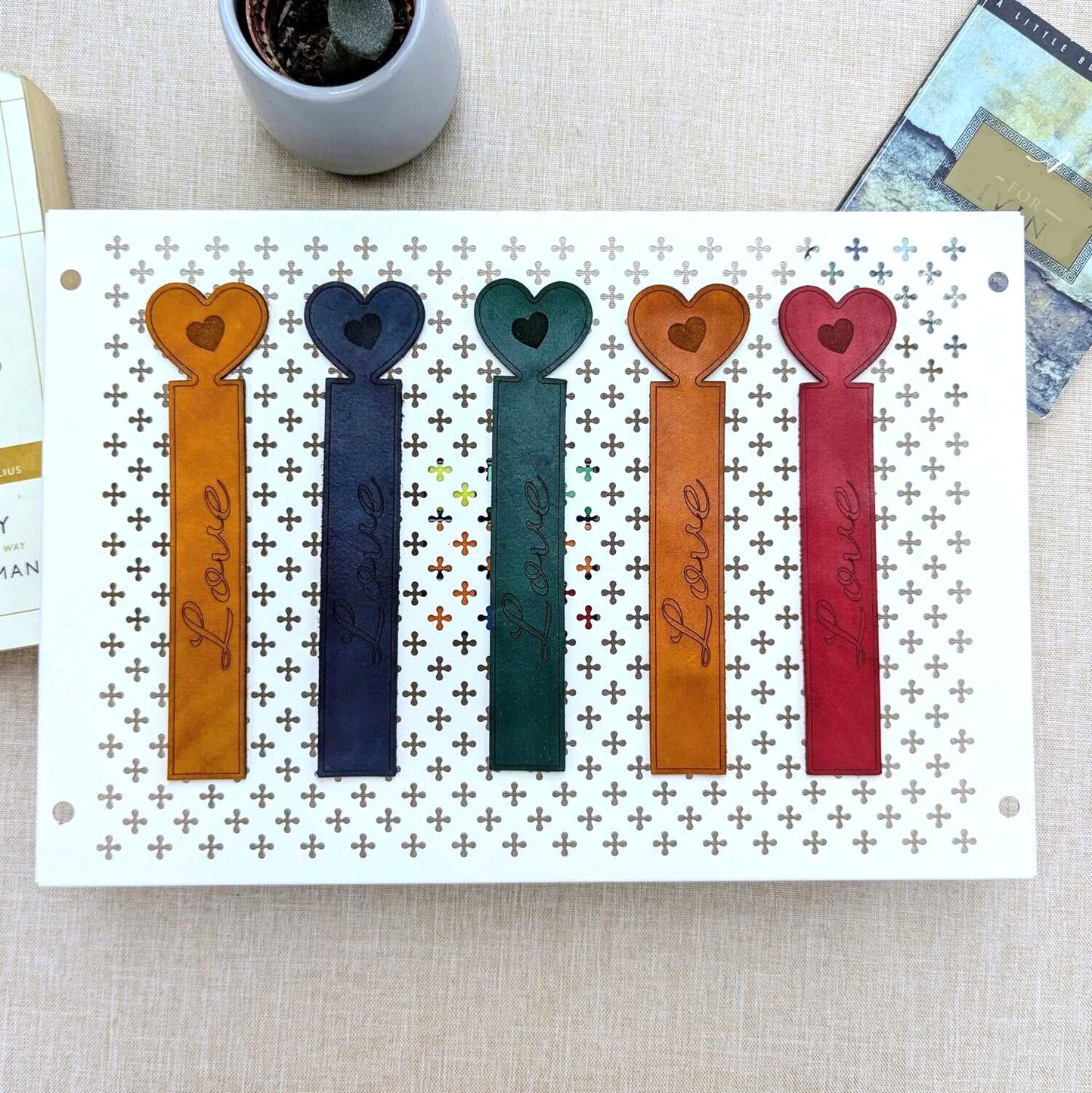 Noemi Kollektion - elegante Leder Lesezeichen, Bookmarks