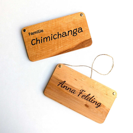 Premium graviertes Namensschild aus Buche – mit edler, personalisierter 3D Gravur