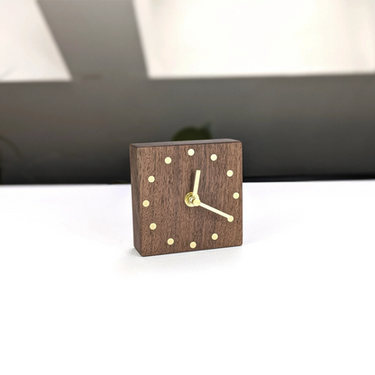 KloK KloK - Elegante Designuhr aus Massivholz mit Messing Inlays & Leder Rückseite