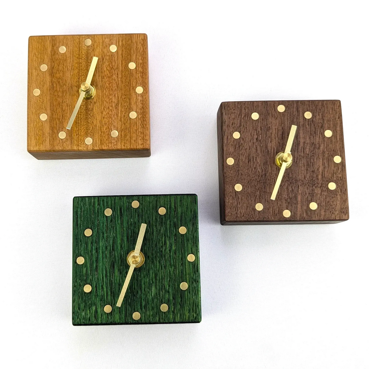 KloK KloK - Elegante Designuhr aus Massivholz mit Messing Inlays & Leder Rückseite